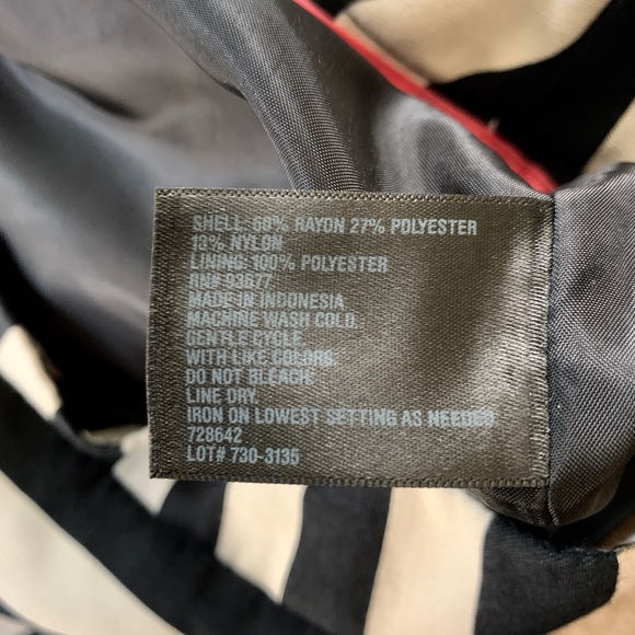 Striped Skirt - Picture 4 of 4